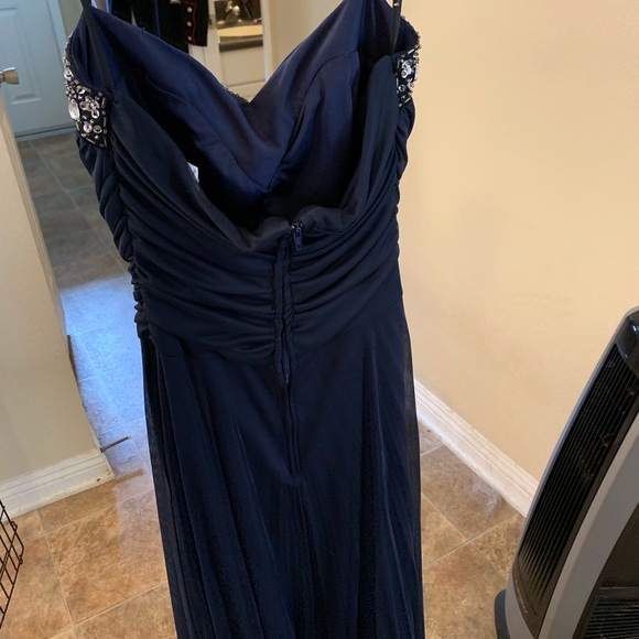 navy blue winter formal dresses